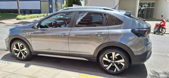 VOLKSWAGEN NIVUS 1.0 200 TSI TOTAL FLEX HIGHLINE AUTOMÁTICO